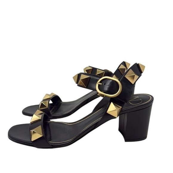 Valentino Garavani Roman Stud Sandals Leather Mid Heel Black Gold Size 38.5 - Picture 4 of 10